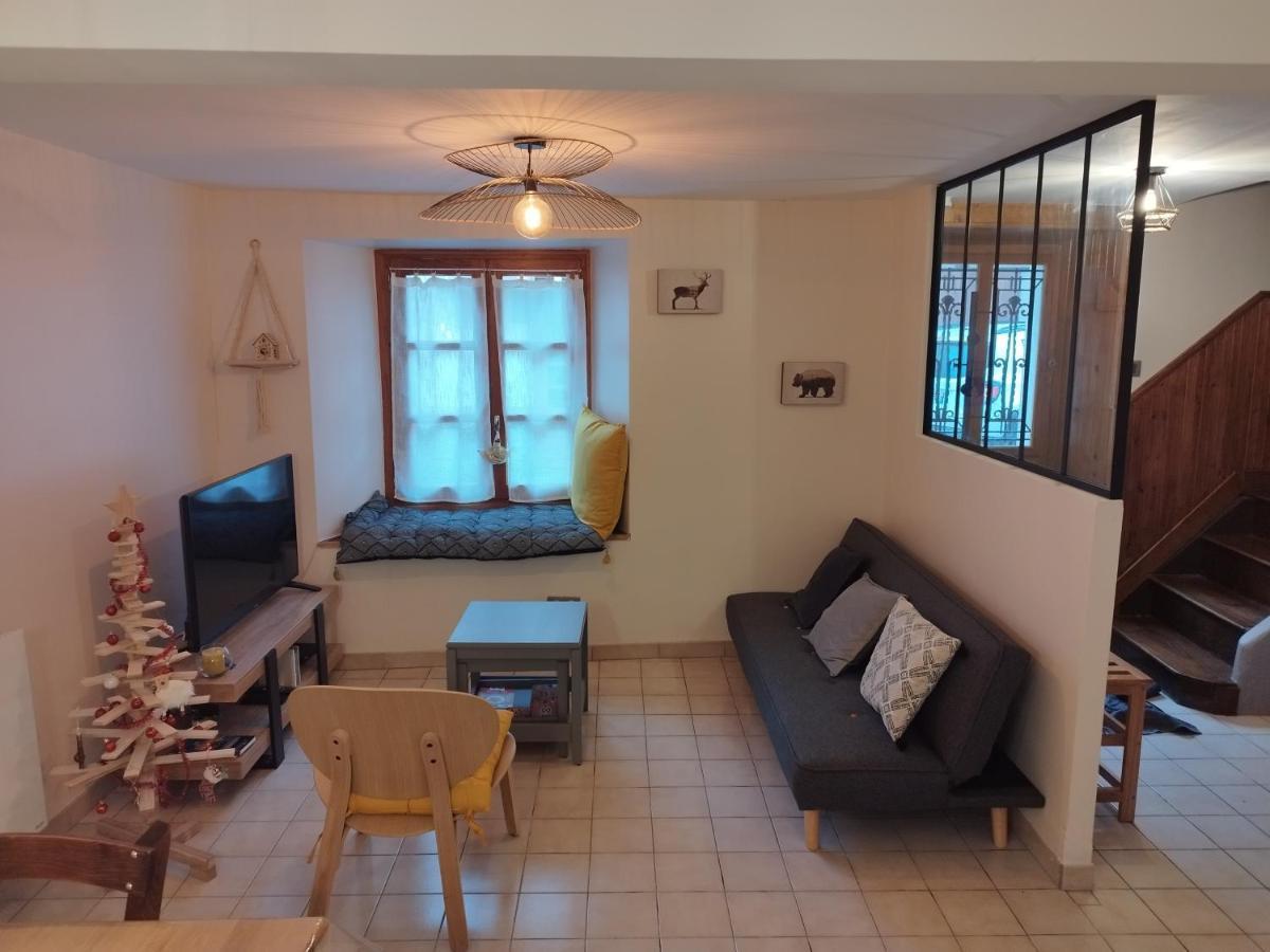 Agreable Maison Au Centre D'Arreau Pour 8 Pers Екстериор снимка